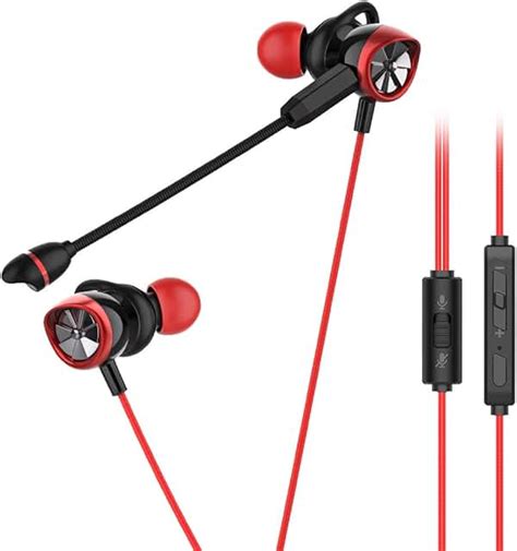 Difference Between Earbuds and IEMs Explained